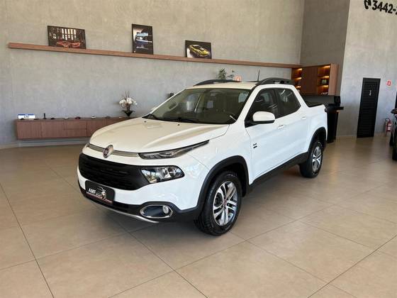 FIAT TORO 2.0 16V TURBO DIESEL FREEDOM 4WD AT9